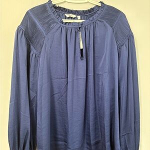Reitmans Silk like feel Elegant Blue Women's Top